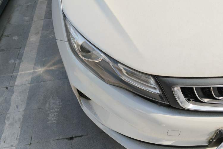 Used Geely Auto Emgrand GL 2018 1.8L Manual Elite Smart Connectivity Version Right Front Headlight