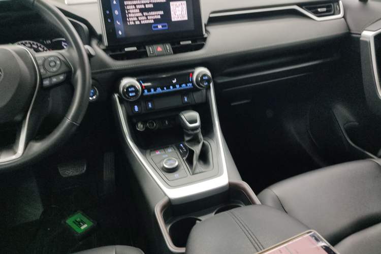 Used Toyota RAV4 2022 Dual-Engine 2.5L E-CVT Four-Wheel Drive Elite Plus Edition