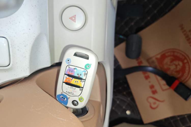 Used Wuling Hongguang MINIEV 2024 3rd Generation 215km Youth Edition Interior 1