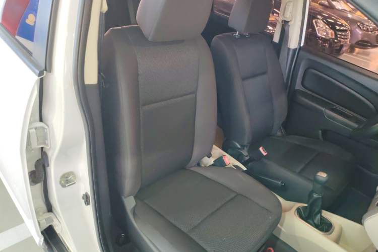 Used Venucia R50 2015 1.6L Manual Fashion Edition Right Front Seat