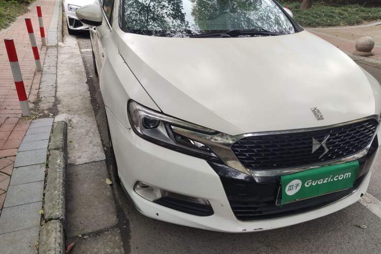 Used DS 5LS 2014 1.6T Elegant Version THP160