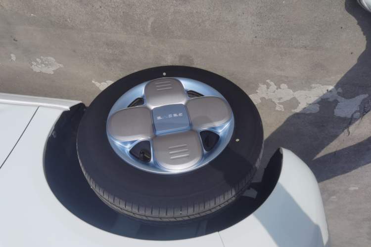 Used Geely Galaxy Panda 2023 Panda Mini 120km Asian Games Edition