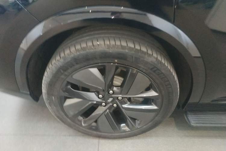 Used Li Auto L9 2024 Ultra Model
