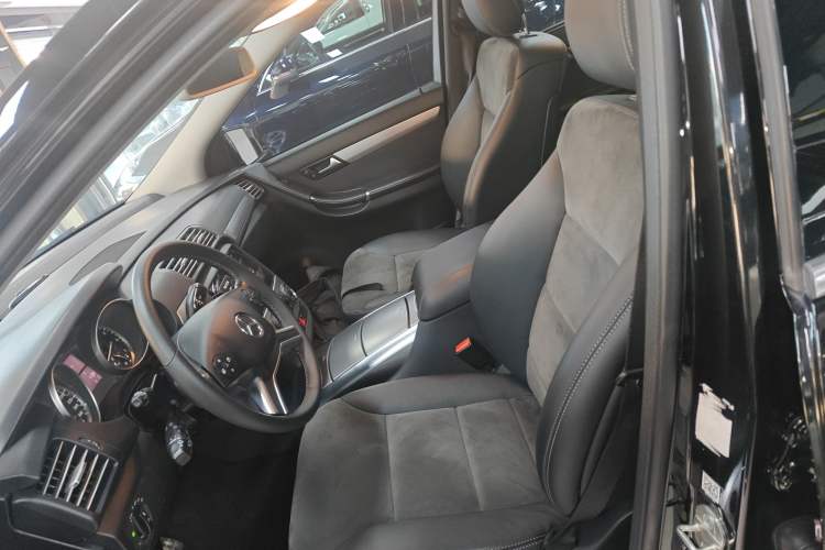 Used Mercedes-Benz R-Class 2015 R 320 4MATIC Luxury Model