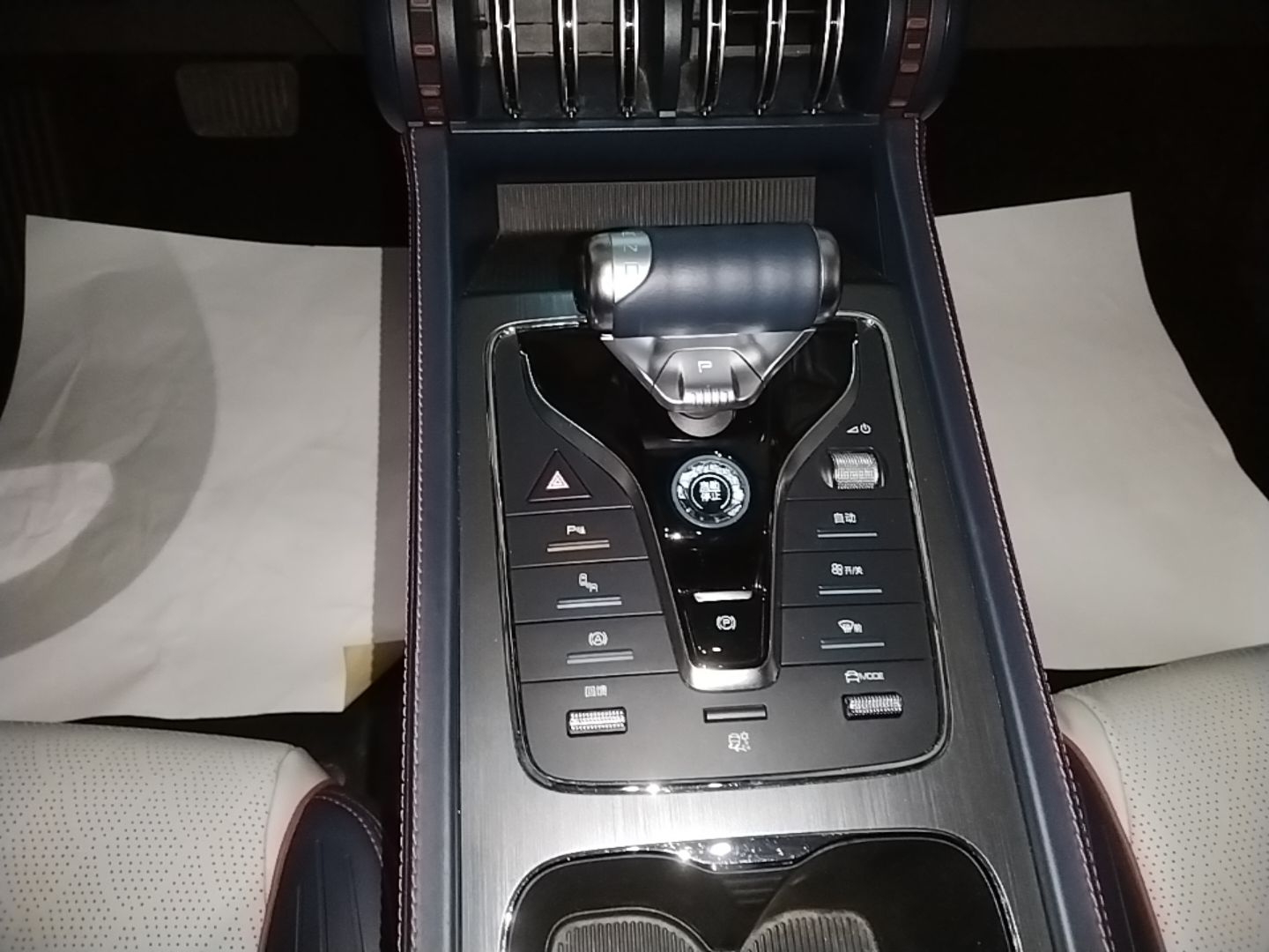 BYD Yuan PLUS 2022 510 km Flagship Version — снимка 16