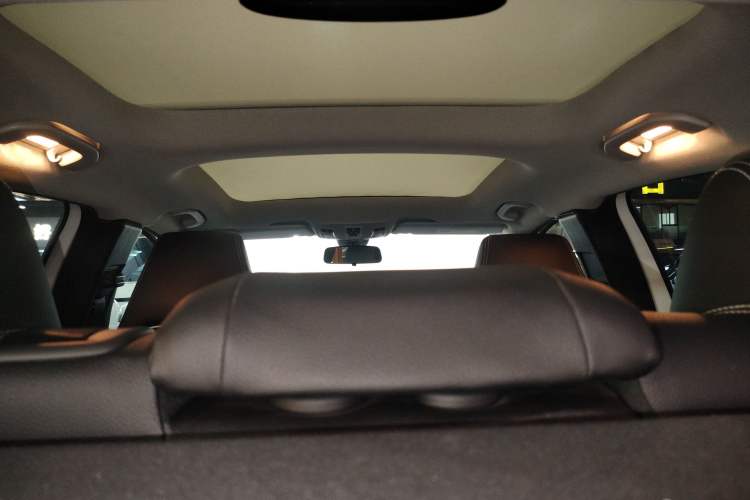 Used Mercedes-Benz GLA 2017 GLA 200 Fashion Model Headliner