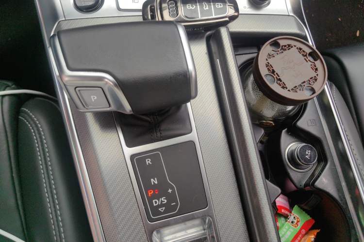 Used Audi A6L 2023 Revised 45 TFSI Prestige Elegant Edition Gear Lever