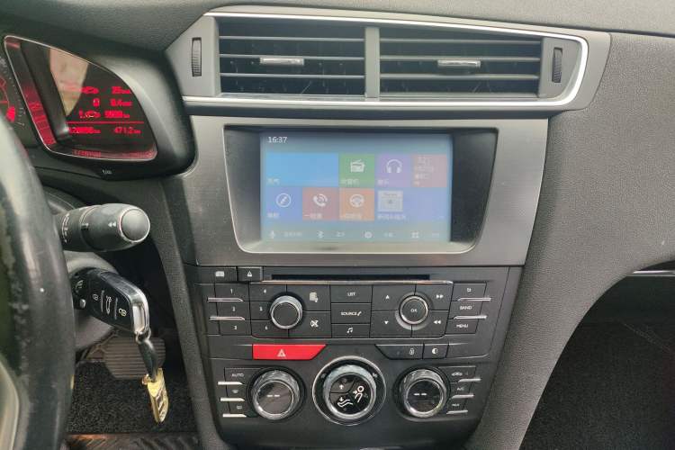 Used DS 5LS 2014 1.8L Elegant Edition VTi140