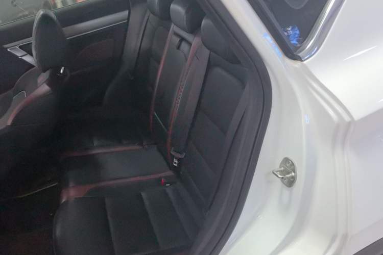 Used Geely Auto Coolray 2019 Sport Version 260T DCT Explorer China VI Standard Left Rear Seat