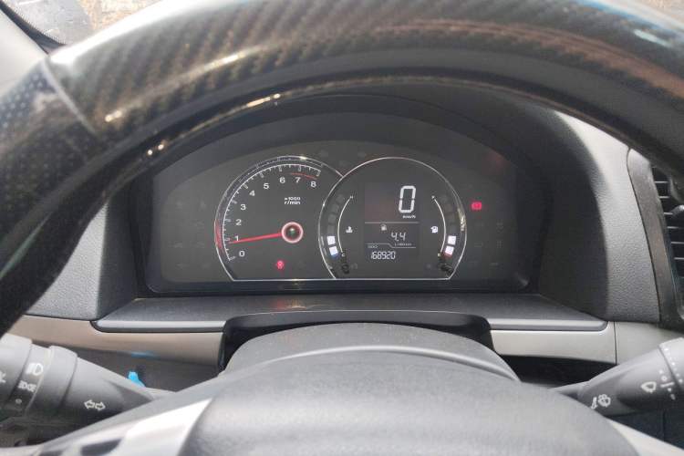 Used Roewe 350 2014 1.5L Manual Xunchi Edition