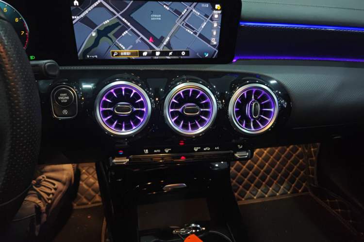 Used Mercedes-Benz A-Class 2022 Restyled A 200 L Sport Sedan Fashion Version Audio And AC Panel