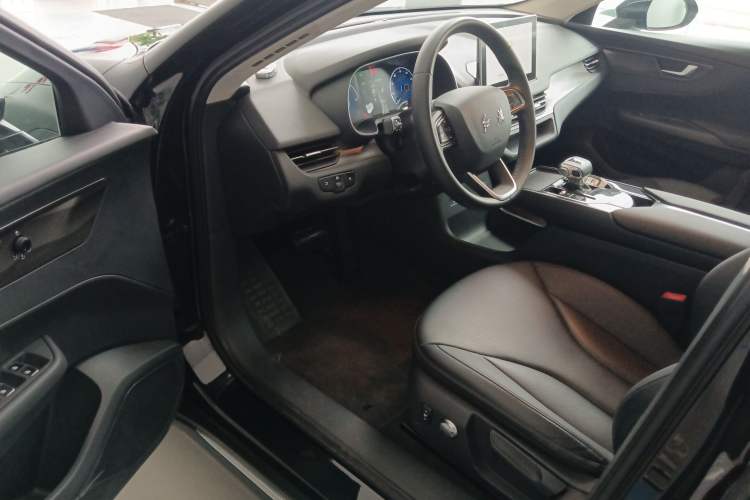 Used Hongqi E-QM5 2021 Charging Version Flagship Edition

