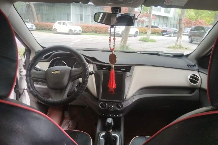 Used Chevrolet Sail 2016 Sail 3 1.3L Manual Comfort Sunroof Edition Center Console