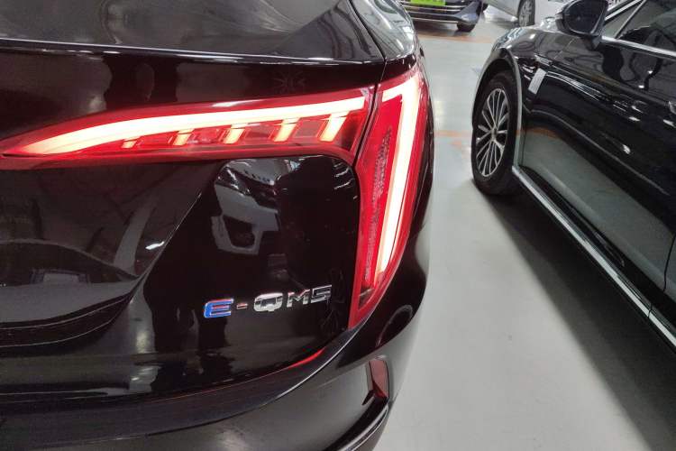 Used Hongqi E-QM5 2023 Revised Version Basic Travel Edition