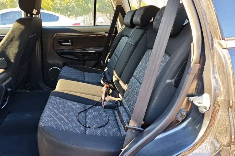 Used Haval H5 Classic 2015 2.0L Manual Two-Wheel Drive Entry-Level Trim