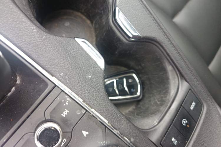 Used Cadillac XT4 2018 28T Two-Wheel Drive Leading Version
