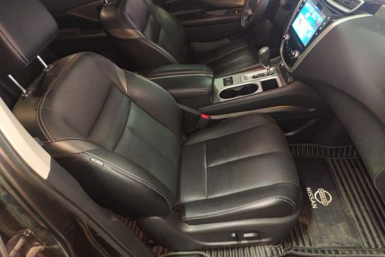 Used Nissan Murano 2019 2.5L XL Two-Wheel Drive Smart Connect Luxury Edition China VI Standard