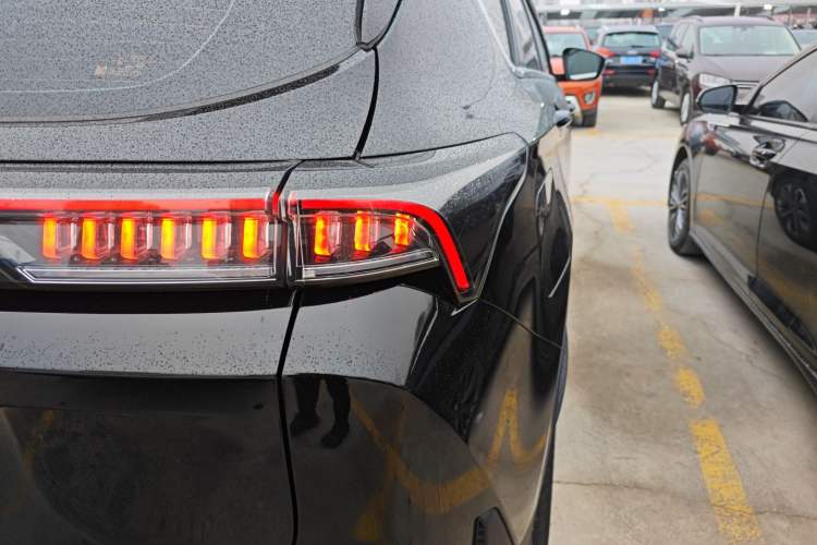 Used JETOUR Shanhai Shanhai L7 2024 1.5T 120 km MAX 7-Seater