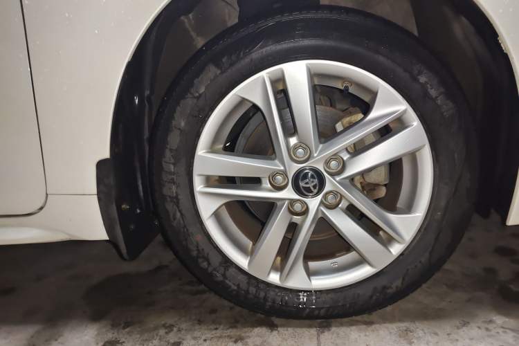 Used Toyota Levin 2019 185T CVT Entry-Level Version China VI Standard

