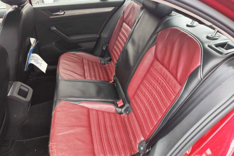 Used Volkswagen Lamando 2015 230TSI DSG Fashion Edition