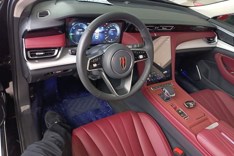 Used Hongqi H5 PHEV 2025 130 Super Hybrid Version
