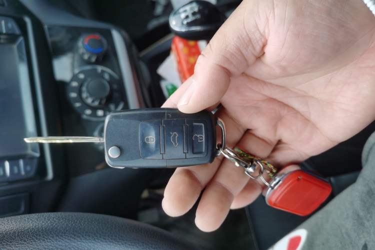 Used HYOSOW H2 2016 H2E 1.5L Elite Model BJ415B Vehicle Key