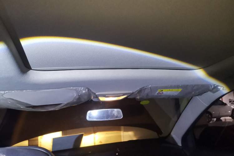 Used Baojun 510 2017 1.5L Manual Luxury Model Headliner