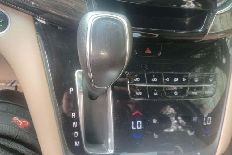 Used Buick GL8 2017 ES 28T Luxury Model China V Standard