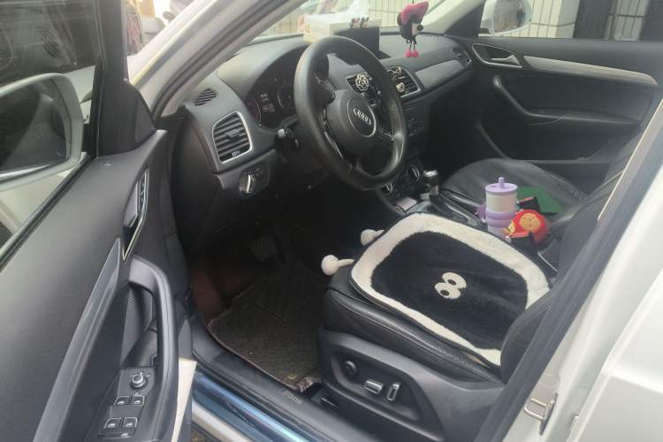 Used Audi Q3 2017 30 TFSI Fashion Model
