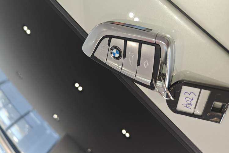 Used BMW 5 Series 2020 530Li Luxury Edition M Sport Package
