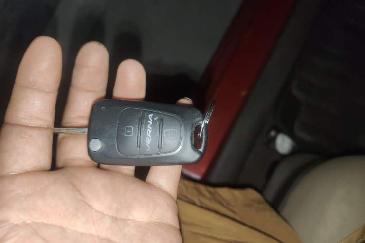 Used Hyundai Verna (older generation) 2011 Hatchback 1.4L Automatic Fashion GT
