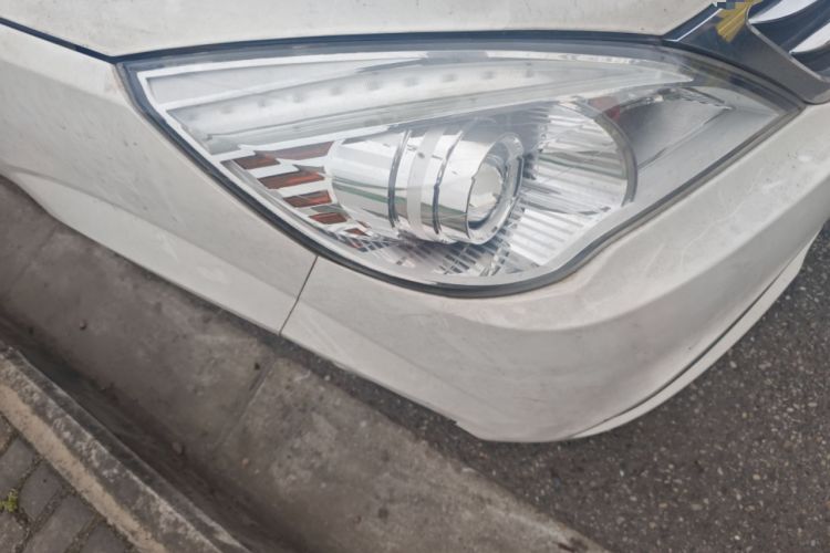 Used BAIC Weiwang M30 2015 1.5L Basic Version DAM15 Right Front Headlight