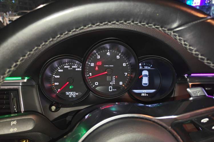 Used Porsche Macan 2017 Macan 2.0T Instrument Cluster