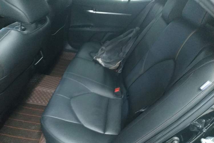 Used Toyota Camry 2023 2.0G Luxury Edition