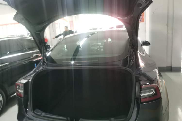 Used Tesla Model 3 2019 Standard Range Rear-Drive Upgraded Version Trunk