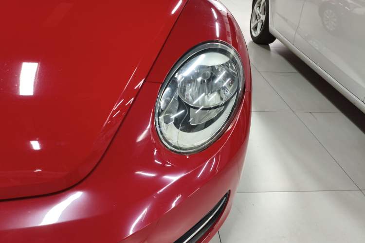 Used Volkswagen Beetle 2015 180TSI model
