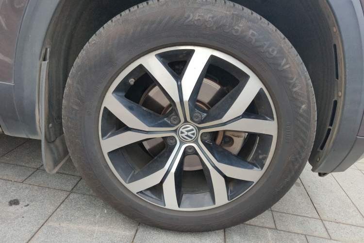 Used Volkswagen Teramont 2017 330TSI Two-Wheel-Drive Luxury Edition