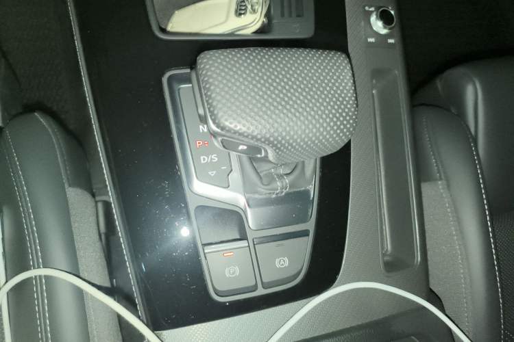 Used Audi Q5L 2024 45 TFSI Luxury Dynamic Model
