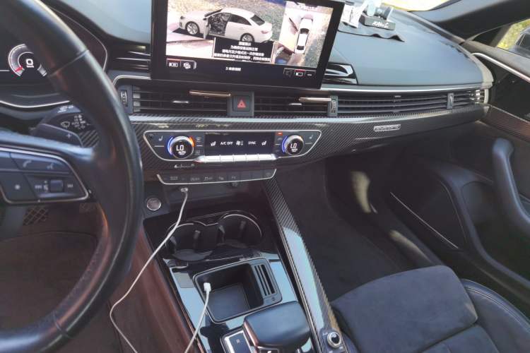 Used Audi A4L 2022 45 TFSI quattro Prestige Dynamic Edition
