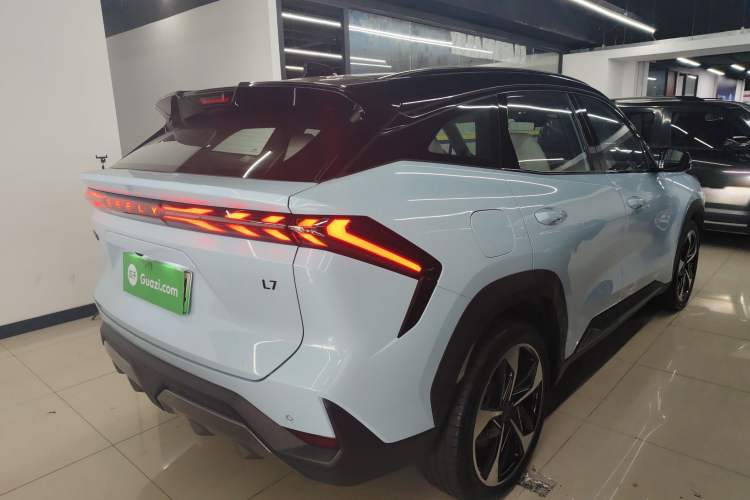 Used Geely Galaxy L7 2023 1.5T 115 km Starship Rear Right 45 Deg