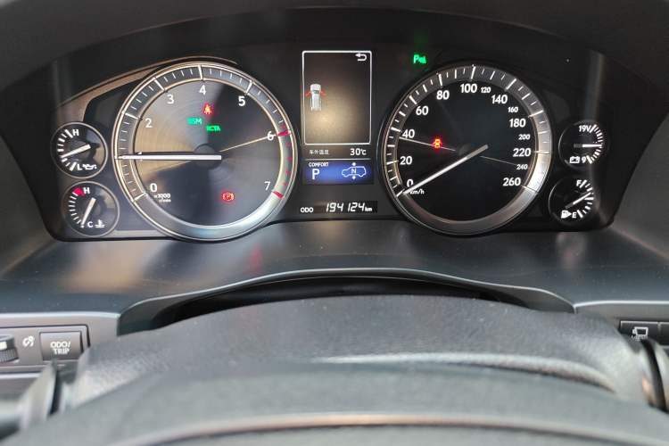 Used Lexus LX 2016 570 Prestige Luxury Edition
