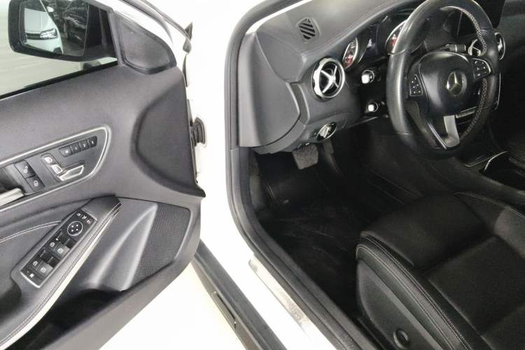 Used Mercedes-Benz GLA 2018 GLA 220 4MATIC Sport Edition