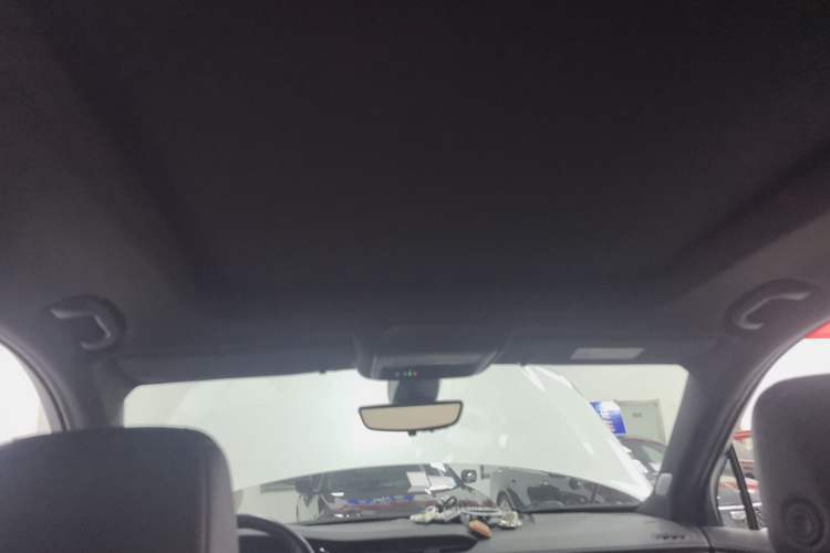 Used Cadillac XT6 2022 2.0T Six-Seater Four-Wheel Drive Luxury Version Headliner