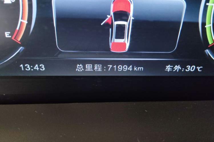 Used BYD Tang New Energy 2015 2.0T Four-Wheel-Drive Flagship Model
