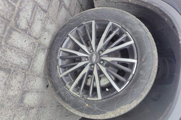 Used Chery Tiggo 8 PLUS 2021 290TGDI DCT Haoting Edition+ Right Front Wheel Hub