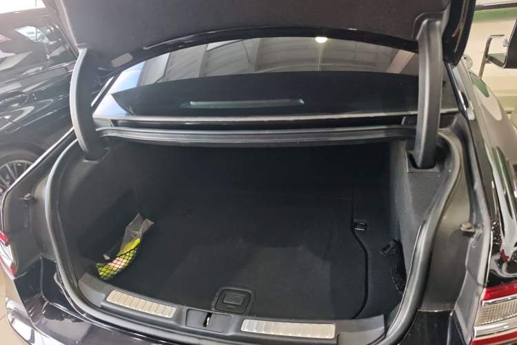 Used Lincoln Continental 2019 2.0T Two-Wheel Drive Luxury Edition China VI Standard