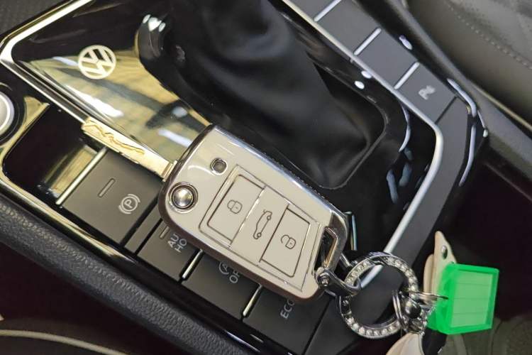 Used Volkswagen Sagitar 2025 Revised Version 2 300TSI DSG Excellence Edition