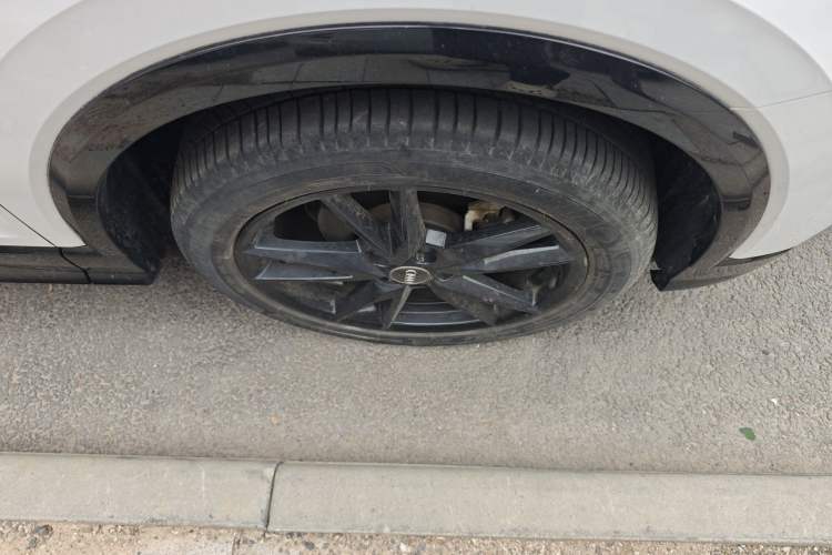 Used Audi Q2L 2020 35 TFSI Ambition Dynamic Edition Right Front Wheel Hub