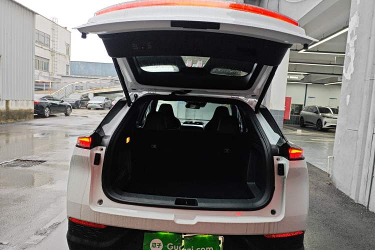 Used HEDMOS 06 2025 Model 520km
