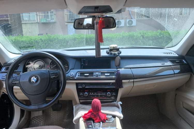 Used BMW 7 Series 2009 730Li Leading Model Center Console